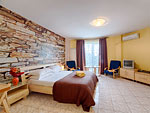 AP8 Hotel in Bucharest | Kogalniceanu Square, near Venezia Hotel Bucharest | Book now this accommodation unit!